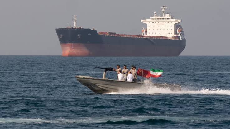 Iran’s New Hormuz Tactics: Spotter Boats Target Tankers